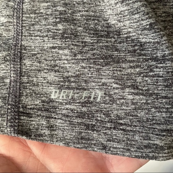 Solddd Outtt - Picture 8 of 10